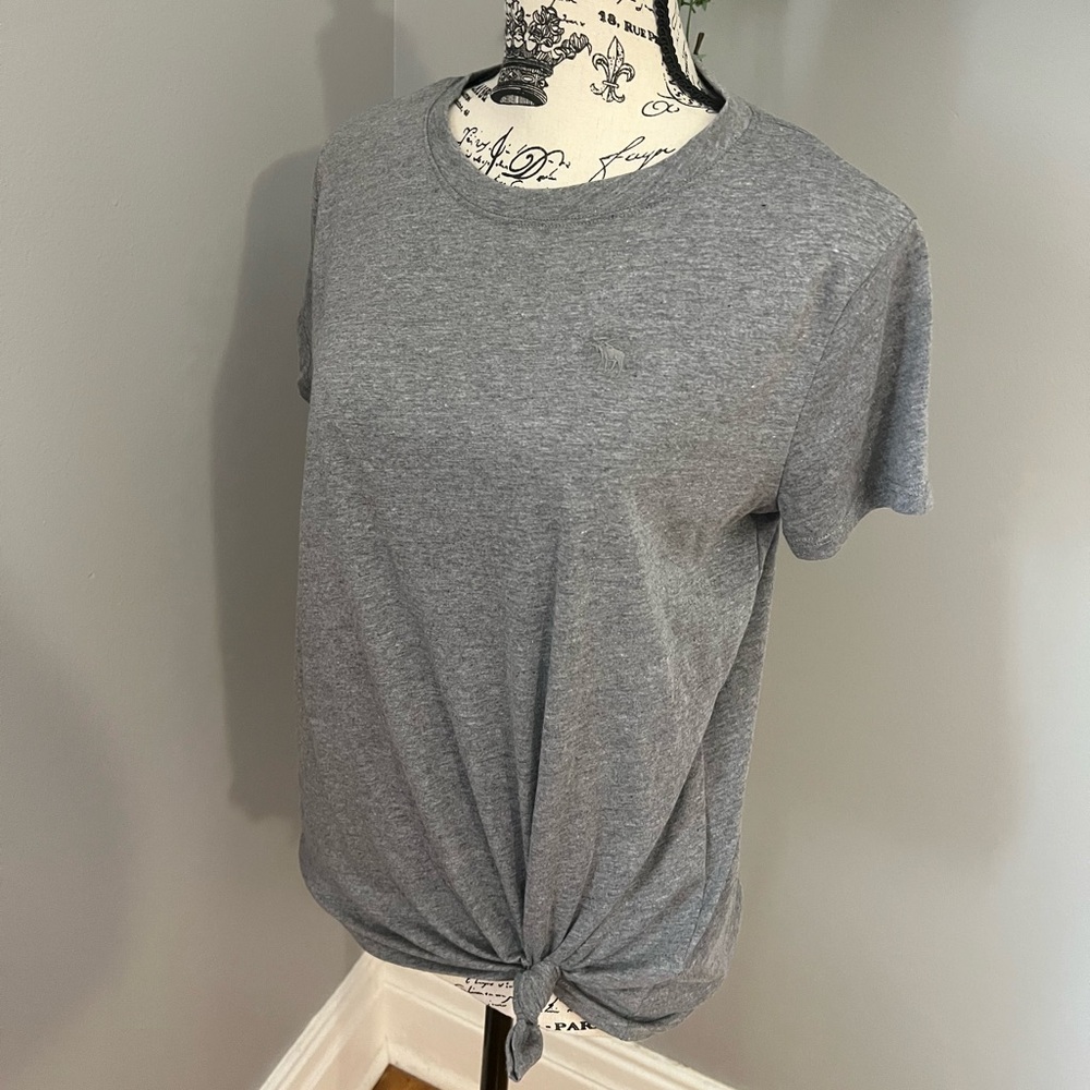 NWOT - Abercrombie Kids Girls Grey Tie-Front Top - Picture 5 of 7